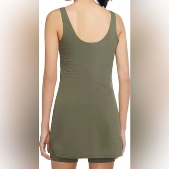 Nike Bliss Luxe Dress - Picture 2 of 8